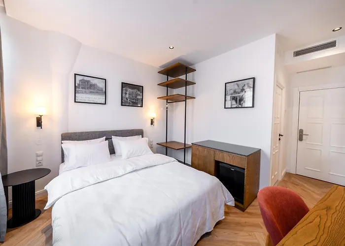 Apartahotel Mavie Domenig 3*