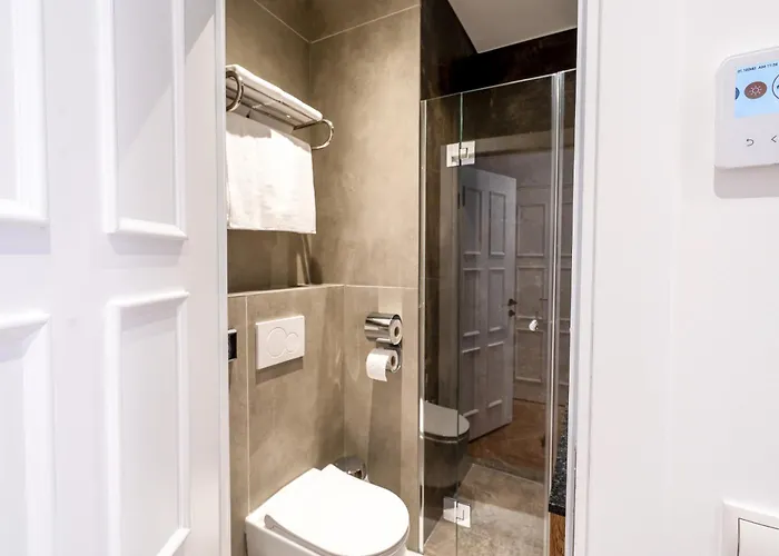 Apartahotel Mavie Domenig 3*