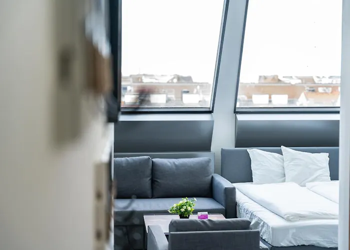 Mavie Domenig Apartahotel 3*