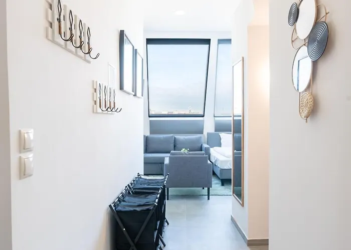 Mavie Domenig Apartahotel 3*